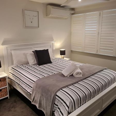 Wharf Lodge River View Apartment 마루치도르 외부 사진