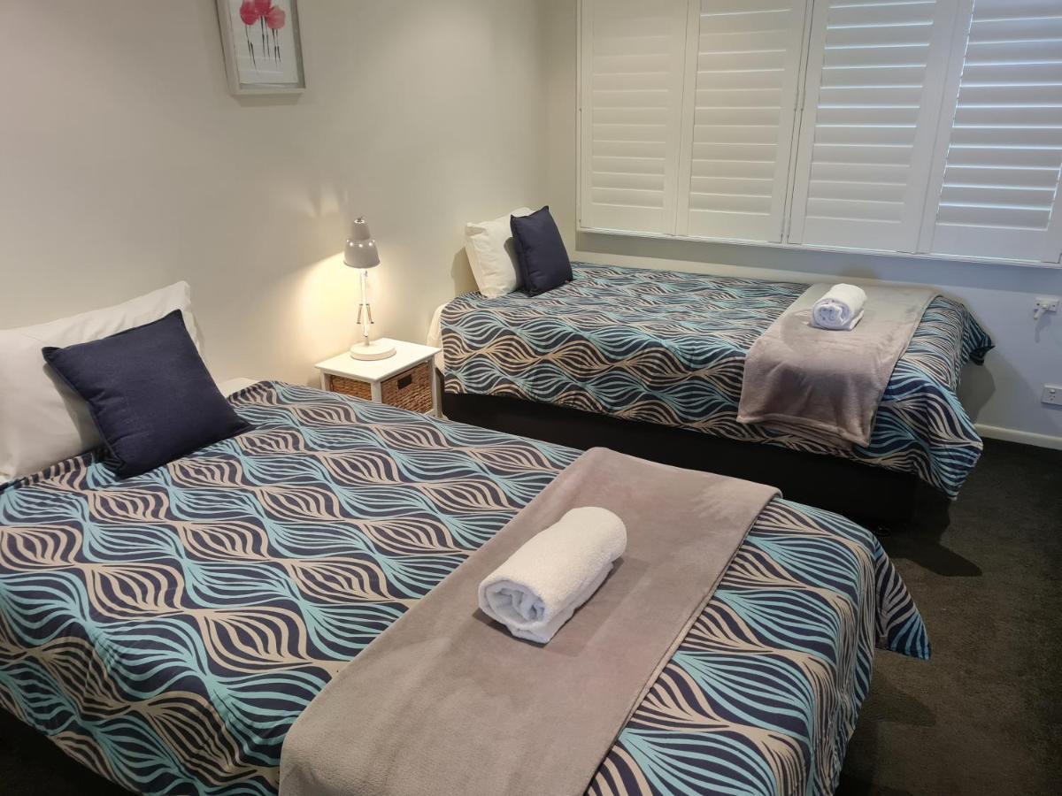 Wharf Lodge River View Apartment 마루치도르 외부 사진