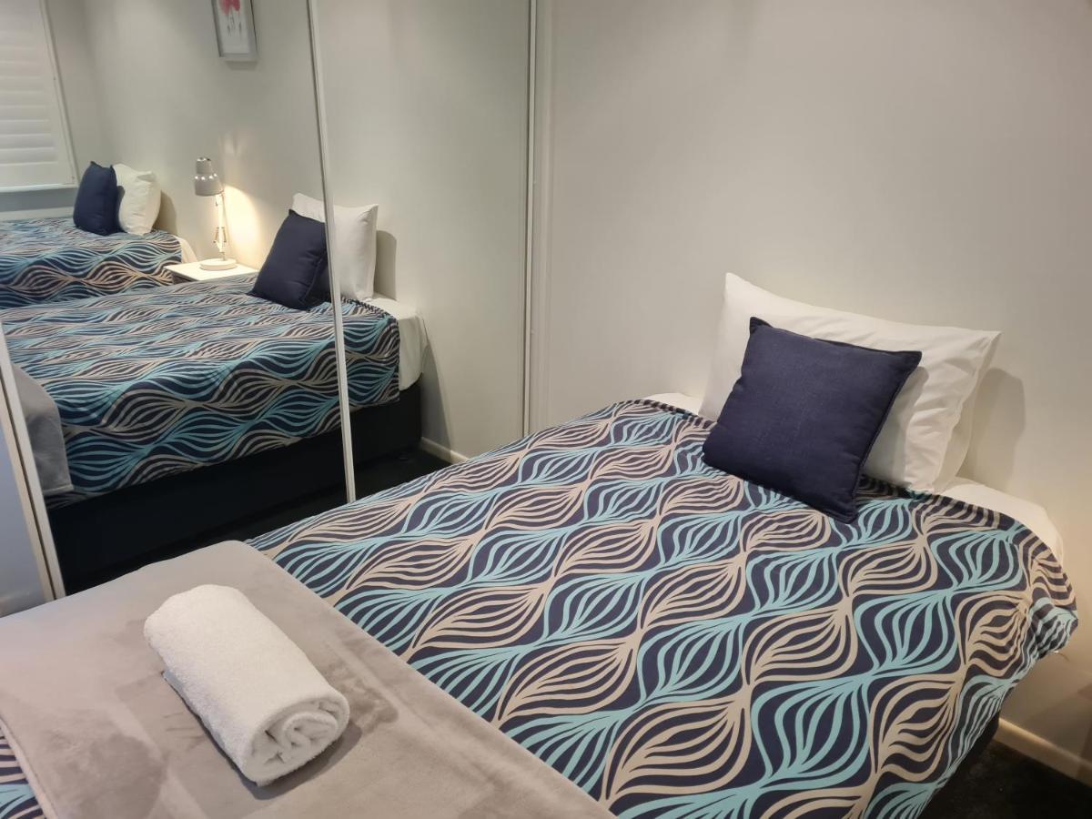 Wharf Lodge River View Apartment 마루치도르 외부 사진
